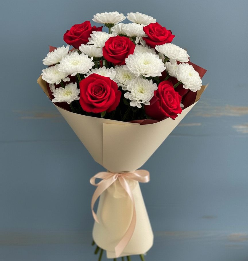 Букет цветов из: Розы и Хризантемы в Славный