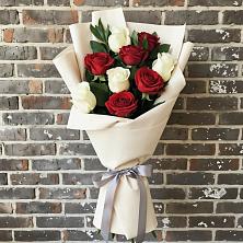 Букет цветов из:  Розы в Славный