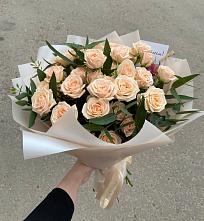 Букет Кремовые розы Латте в Славный