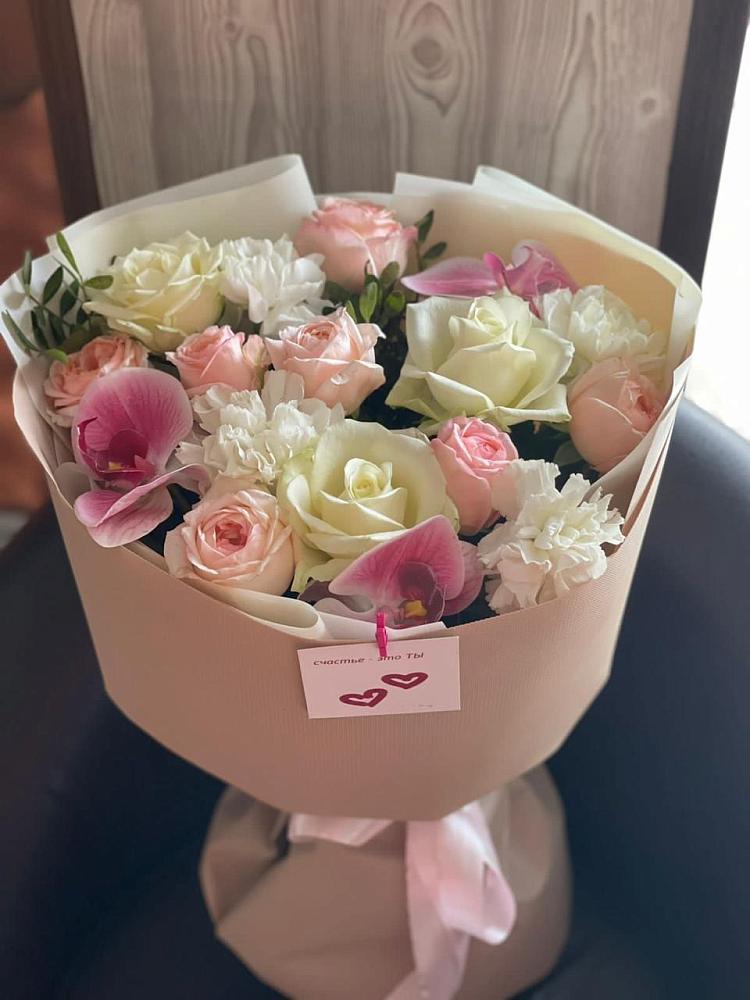 Букет цветов из: Орхидеи, Розы и Гвоздики в Славный