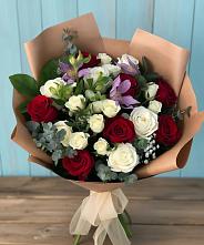 Букет цветов из:  Розы и Альстромерии в Славный