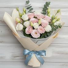 Букет цветов из:  Лизиантусы в Славный