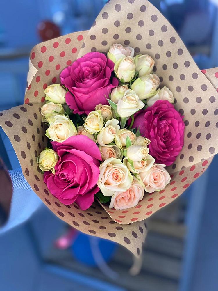 Букет цветов из: Розы в Славный