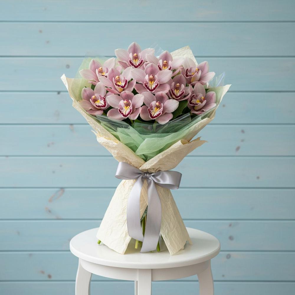 Букет цветов из: Орхидеи и Розы в Славный