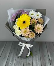 Букет цветов из:  Розы, Герберы и Хризантемы в Славный