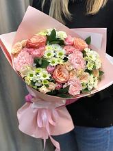 Букет нежные объятья в Славный Букет цветов из: Гвоздики, Розы и Хризантемы в Славный
