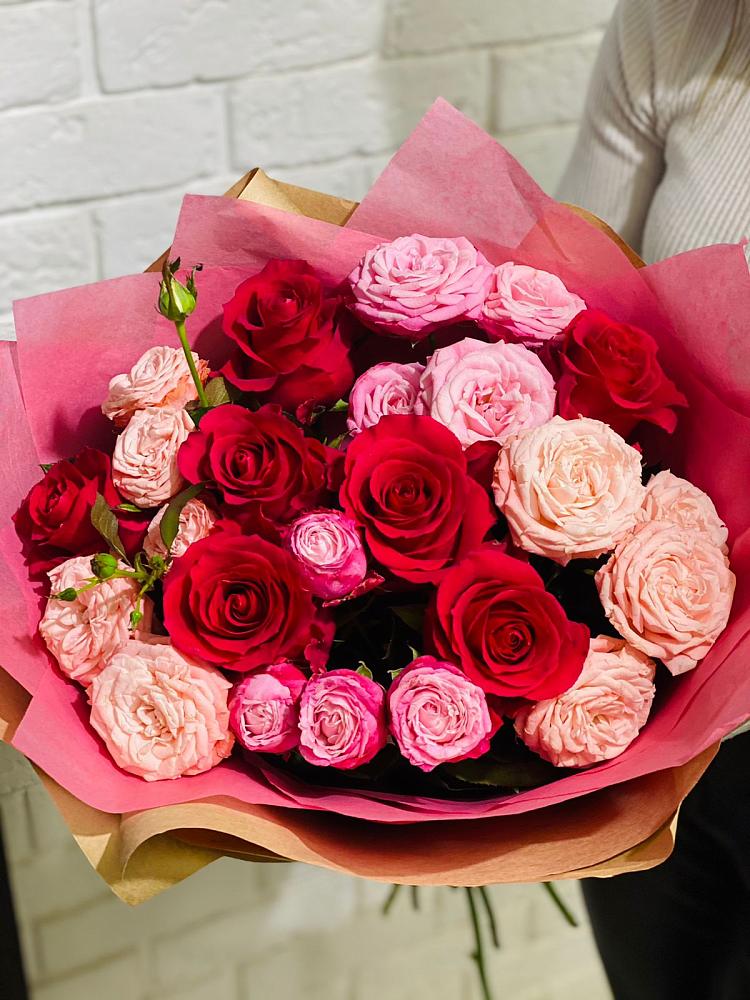 Букет цветов из: Розы в Славный