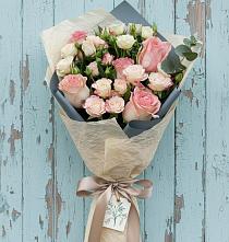 Букет цветов из:  Розы #REPLACE_PRED# Славный