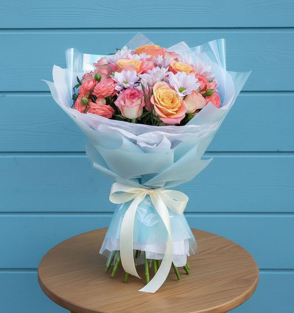 Букет цветов из: Хризантемы и Розы в Славный