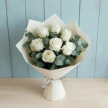 Букет Белые розы в Эвкалипте в Славный
